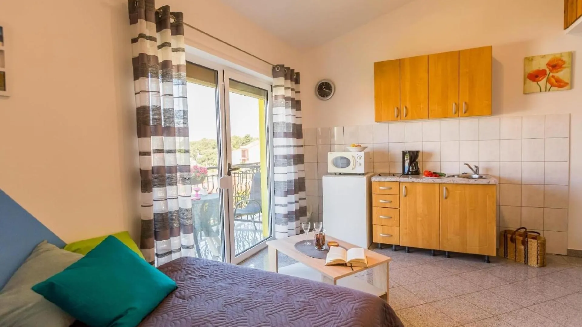 Ferienwohnung Fuer 4 Personen Ca 35 Qm In Pula, Istrien Istrische Riviera 0*, Pula